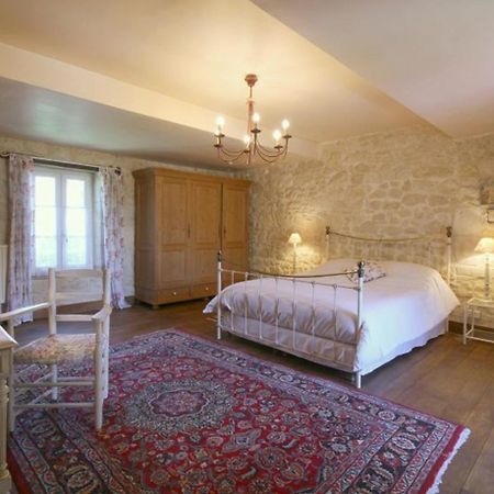 Chambre D'Hotes Spacieuse, Salle De Bain Privative Saint-Michel-de-Fronsac Exterior foto