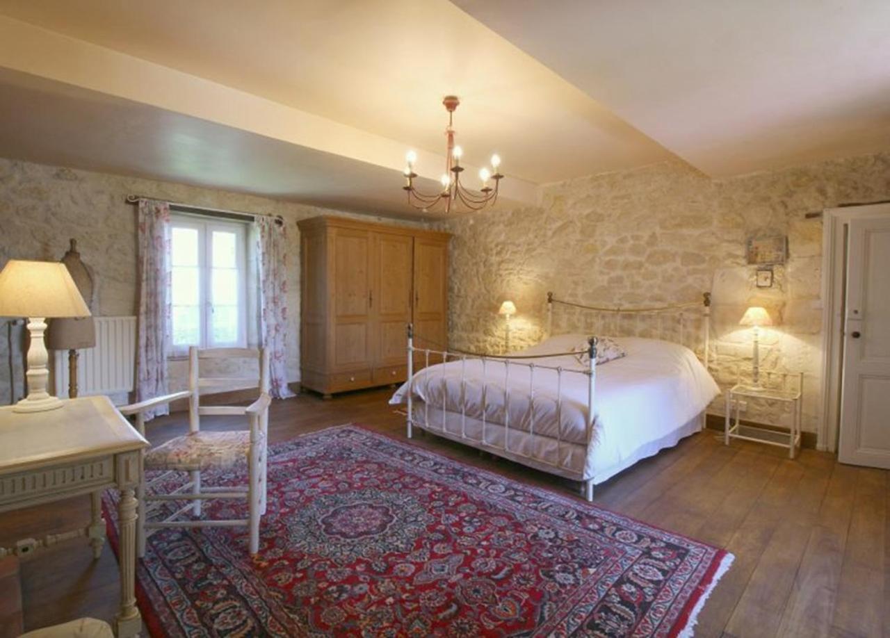 Chambre D'Hotes Spacieuse, Salle De Bain Privative Saint-Michel-de-Fronsac Exterior foto